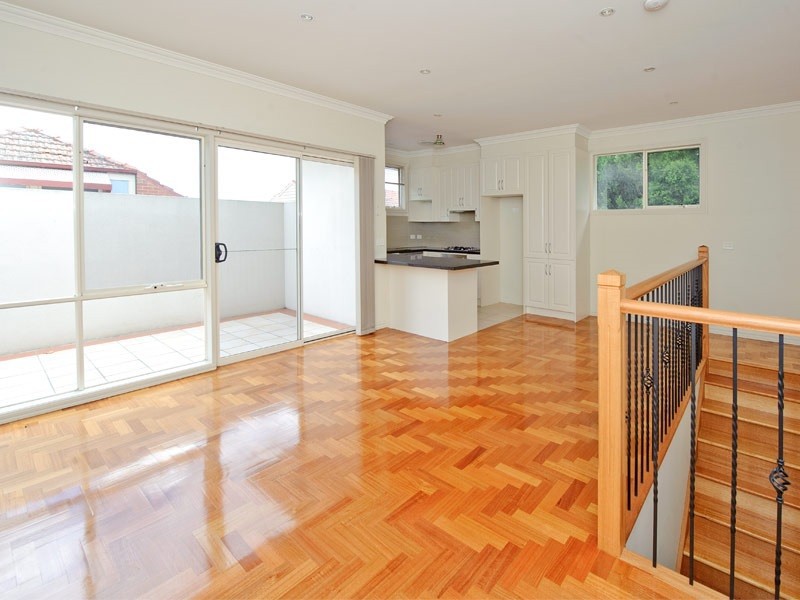 41 Glenmore Street, Box Hill, VIC 3128, Box Hill - Thumbnail 2