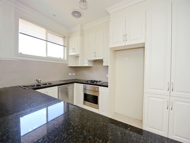 41 Glenmore Street, Box Hill, VIC 3128, Box Hill - Thumbnail 3