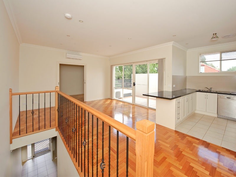 41 Glenmore Street, Box Hill, VIC 3128, Box Hill - Thumbnail 4