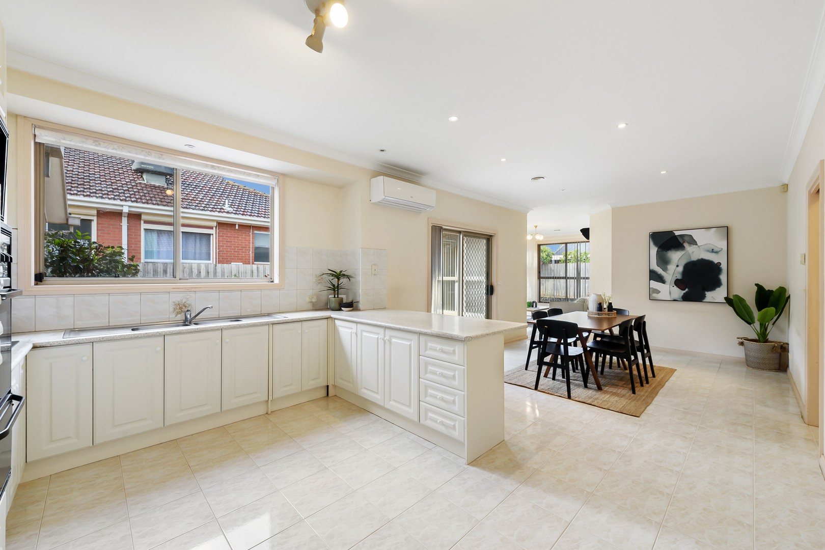 41 Hannah AvenueHillside, VIC 3037, Hillside - Thumbnail 3