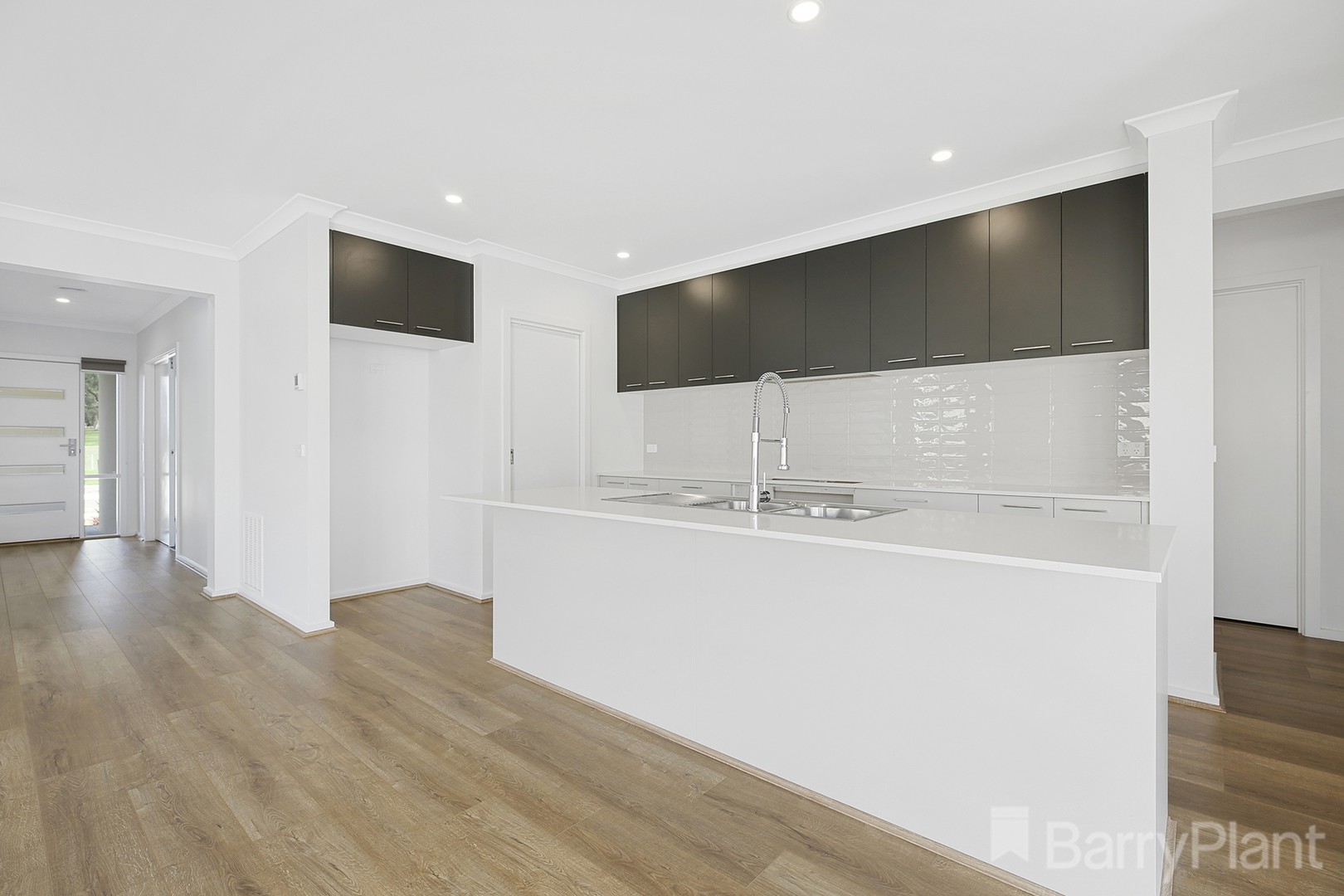 41 Illawarra Boulevard, Drouin, VIC 3818, Drouin - Thumbnail 4