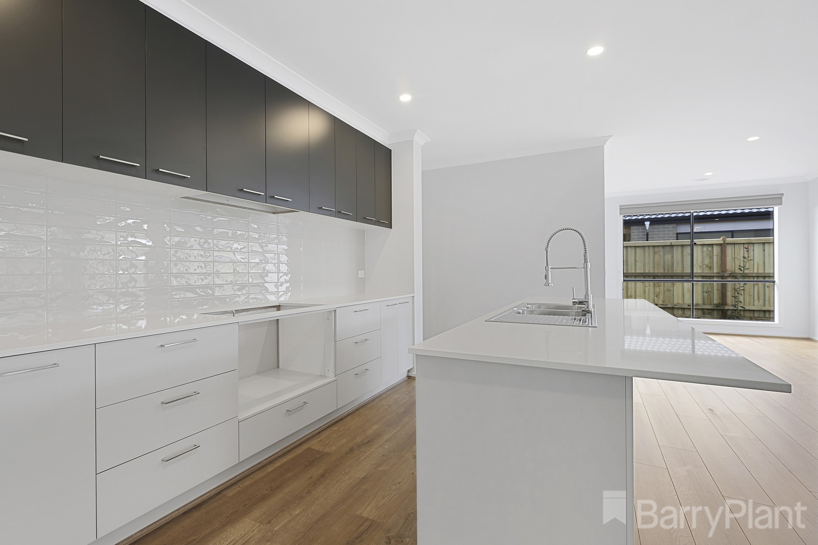41 Illawarra Boulevard, Drouin, VIC 3818, Drouin - Thumbnail 5