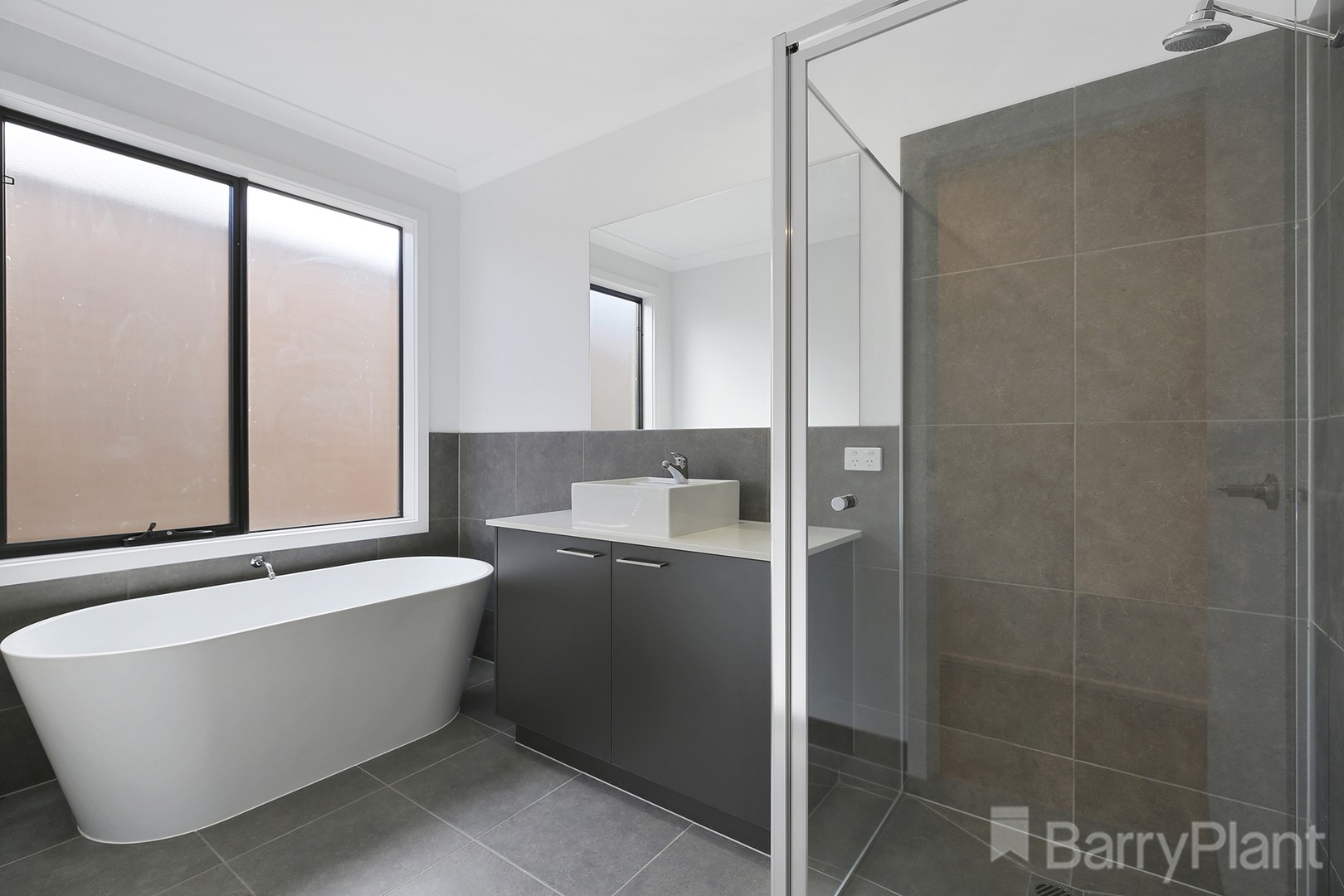 41 Illawarra Boulevard, Drouin, VIC 3818, Drouin - Thumbnail 8