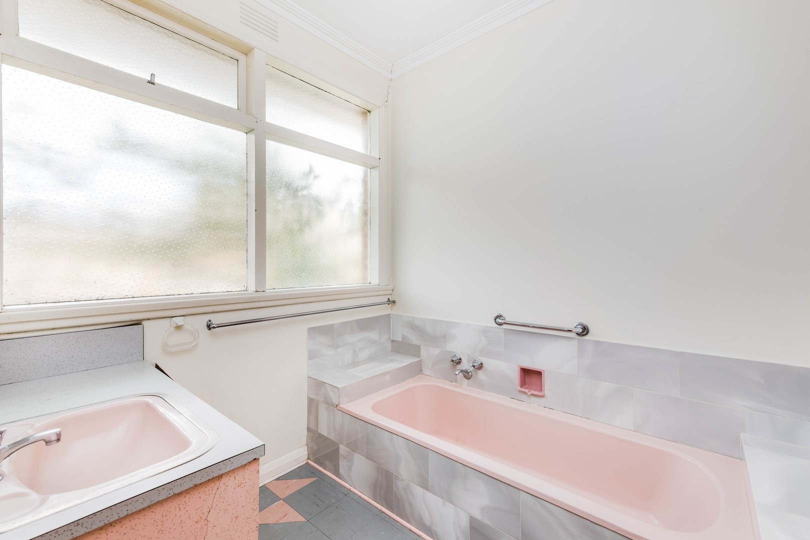 41 Iona Avenue, Belmont, VIC 3216, Belmont - Thumbnail 8