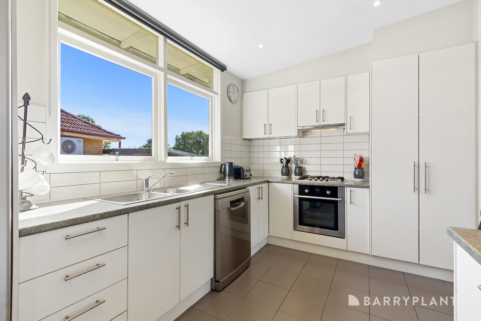 41 Johnson Drive, Ferntree Gully, VIC 3156, Ferntree Gully - Thumbnail 5