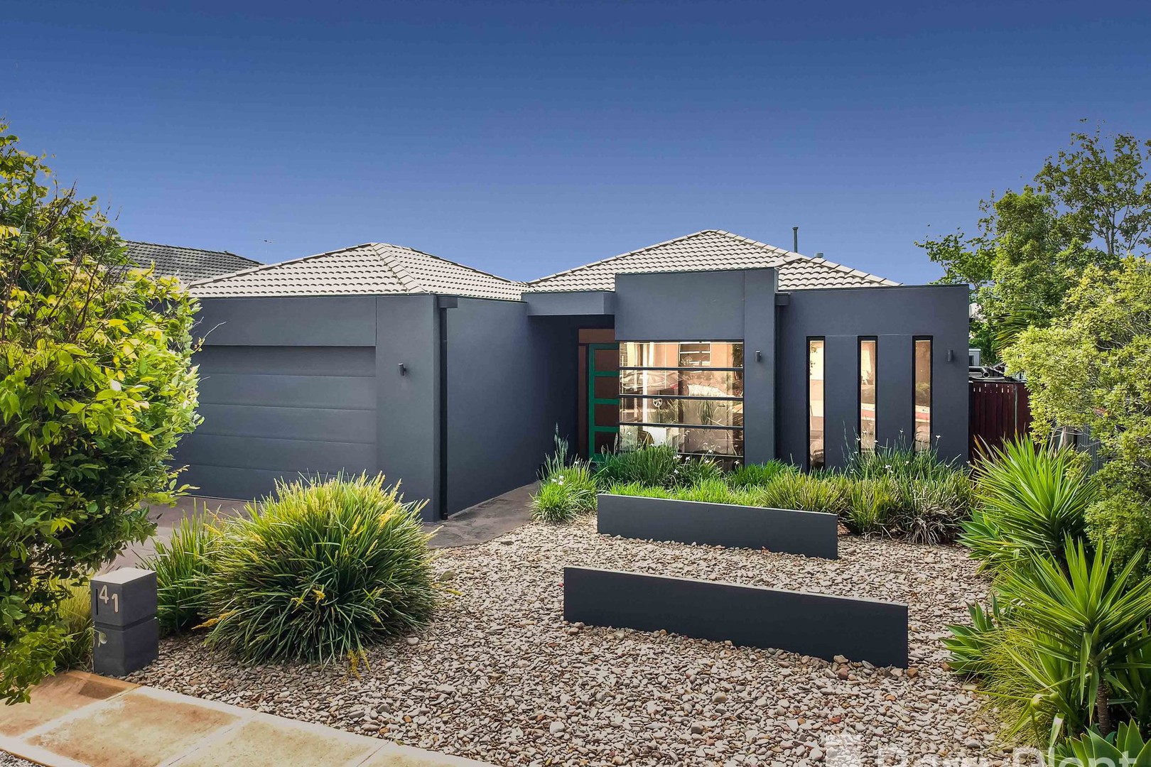 41 Lindsay GardensPoint Cook, VIC 3030, Point Cook - Thumbnail 4