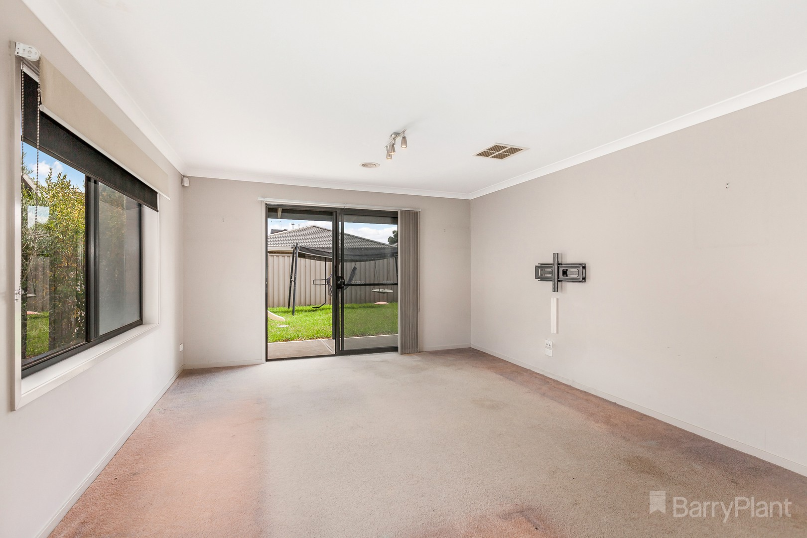 41 Maidenhair Drive, Wallan, VIC 3756, Wallan - Thumbnail 4