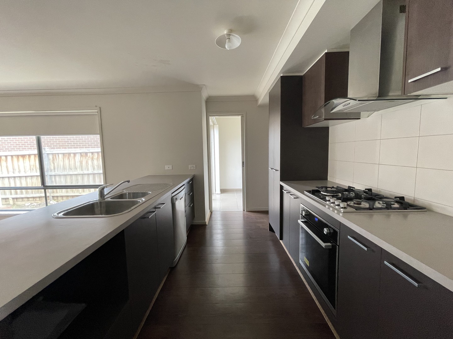 41 Mantello Drive, Werribee, VIC 3030 - Thumbnail 2 - 13/04/2022