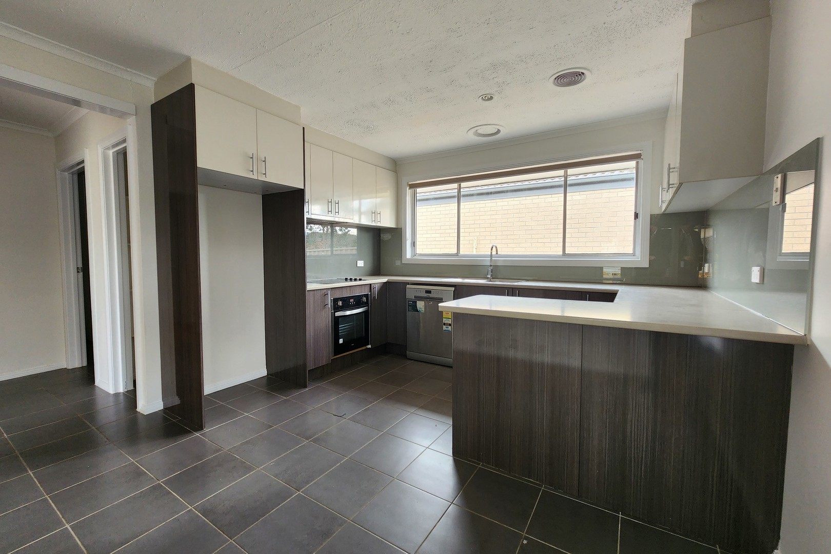41 Marina Drive, Melton, VIC 3337, Melton - Thumbnail 3