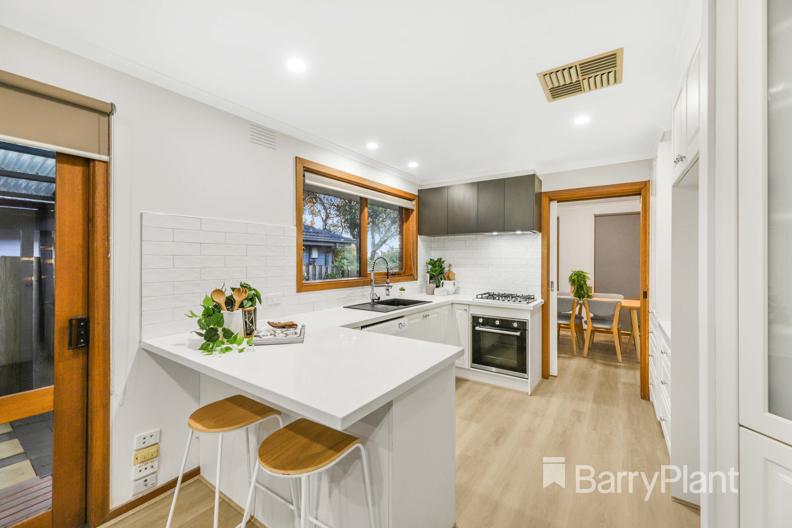 41 Nerissa Street, Ferntree Gully, VIC 3156, Ferntree Gully - Thumbnail 2