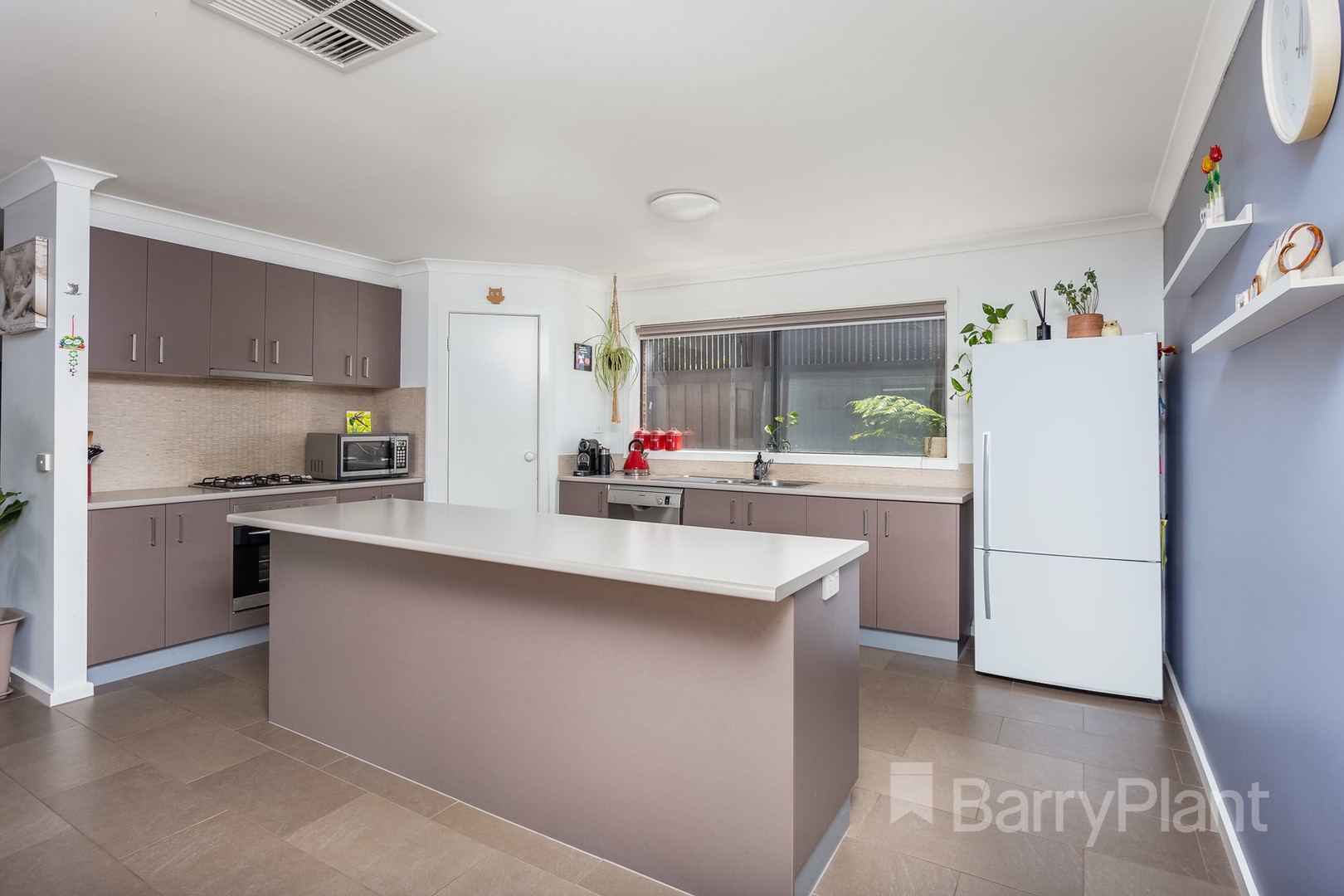 41 Nossal Drive, Point Cook, VIC 3030, Point Cook - Thumbnail 3