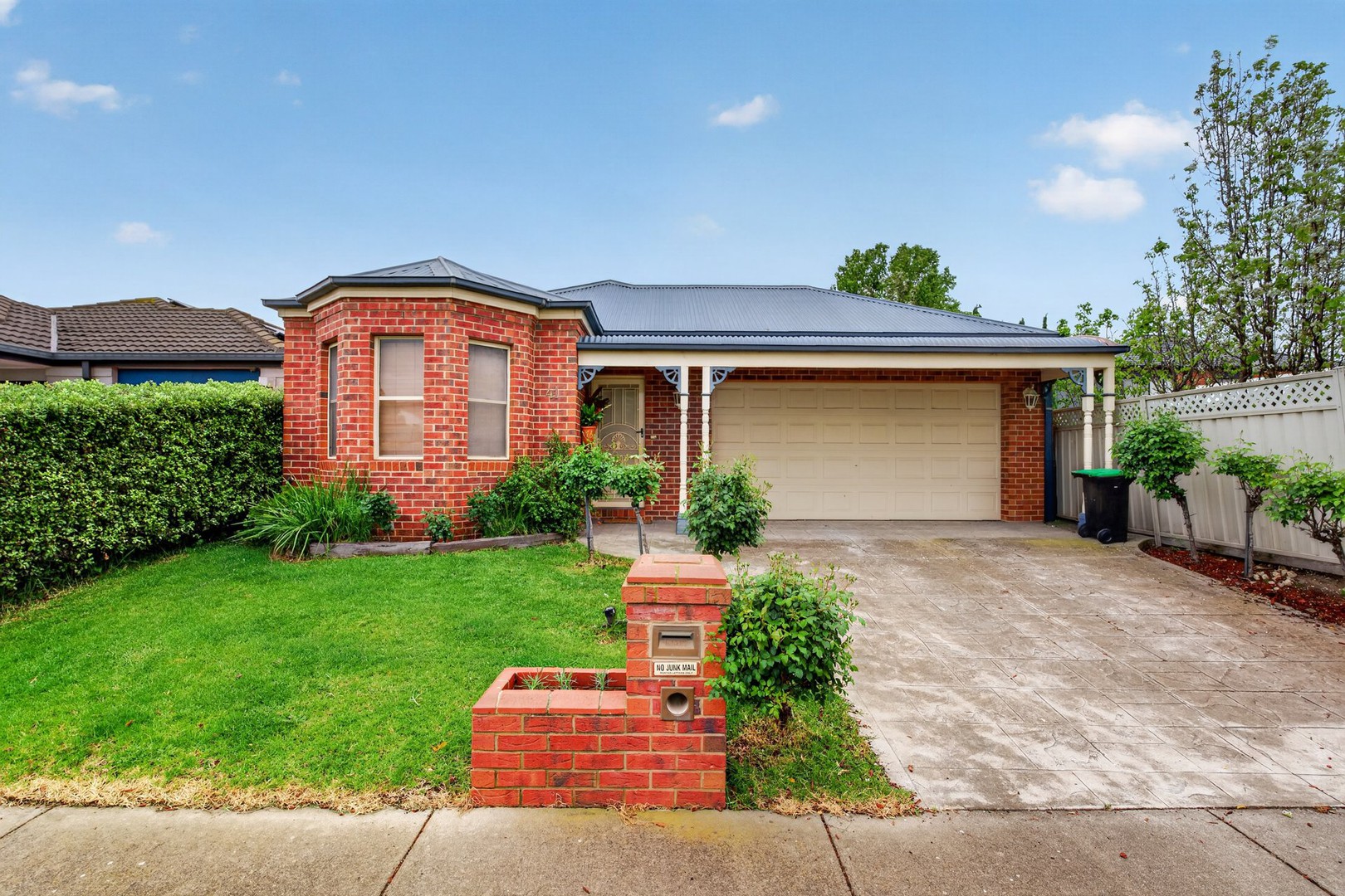 41 Parkin Avenue, Caroline Springs, VIC 3023 - Thumbnail 2 - 14/10/2026