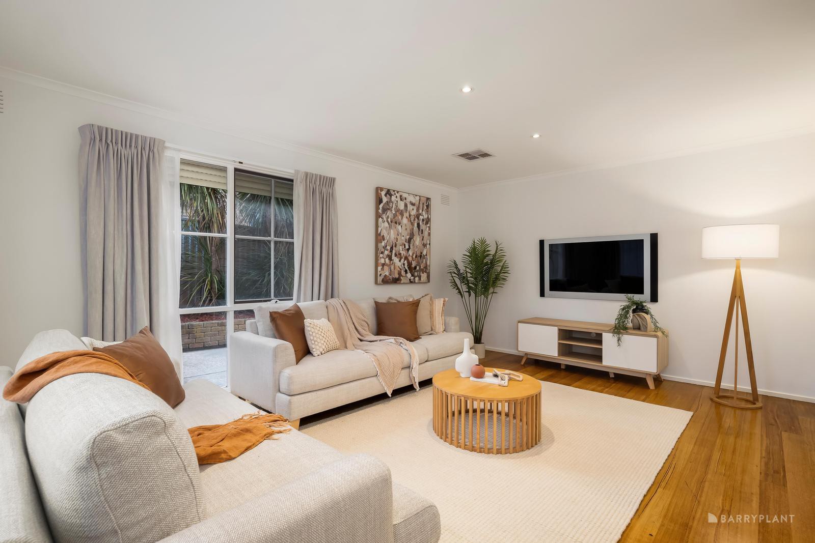 41 Pine Hill Drive, Doncaster East, VIC 3109, Doncaster East - Thumbnail 2