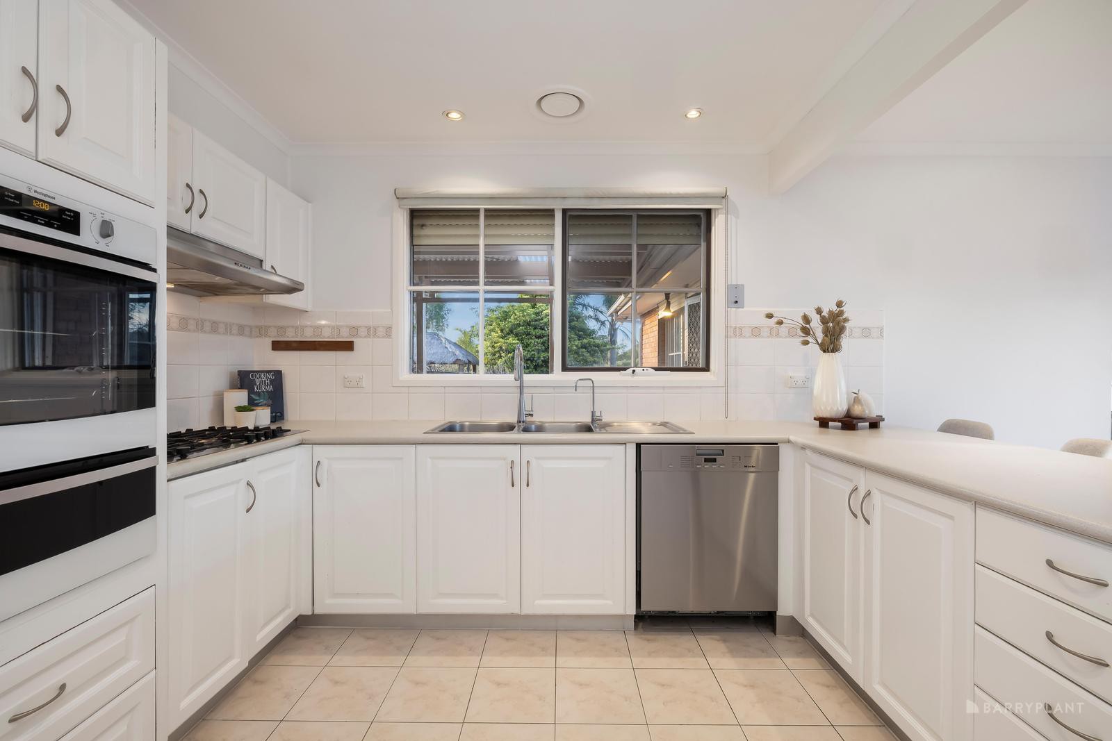 41 Pine Hill Drive, Doncaster East, VIC 3109, Doncaster East - Thumbnail 3