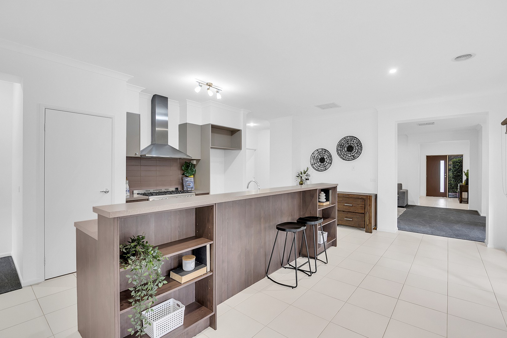 41 Princes Circuit, Craigieburn, VIC 3064, Craigieburn - Thumbnail 4