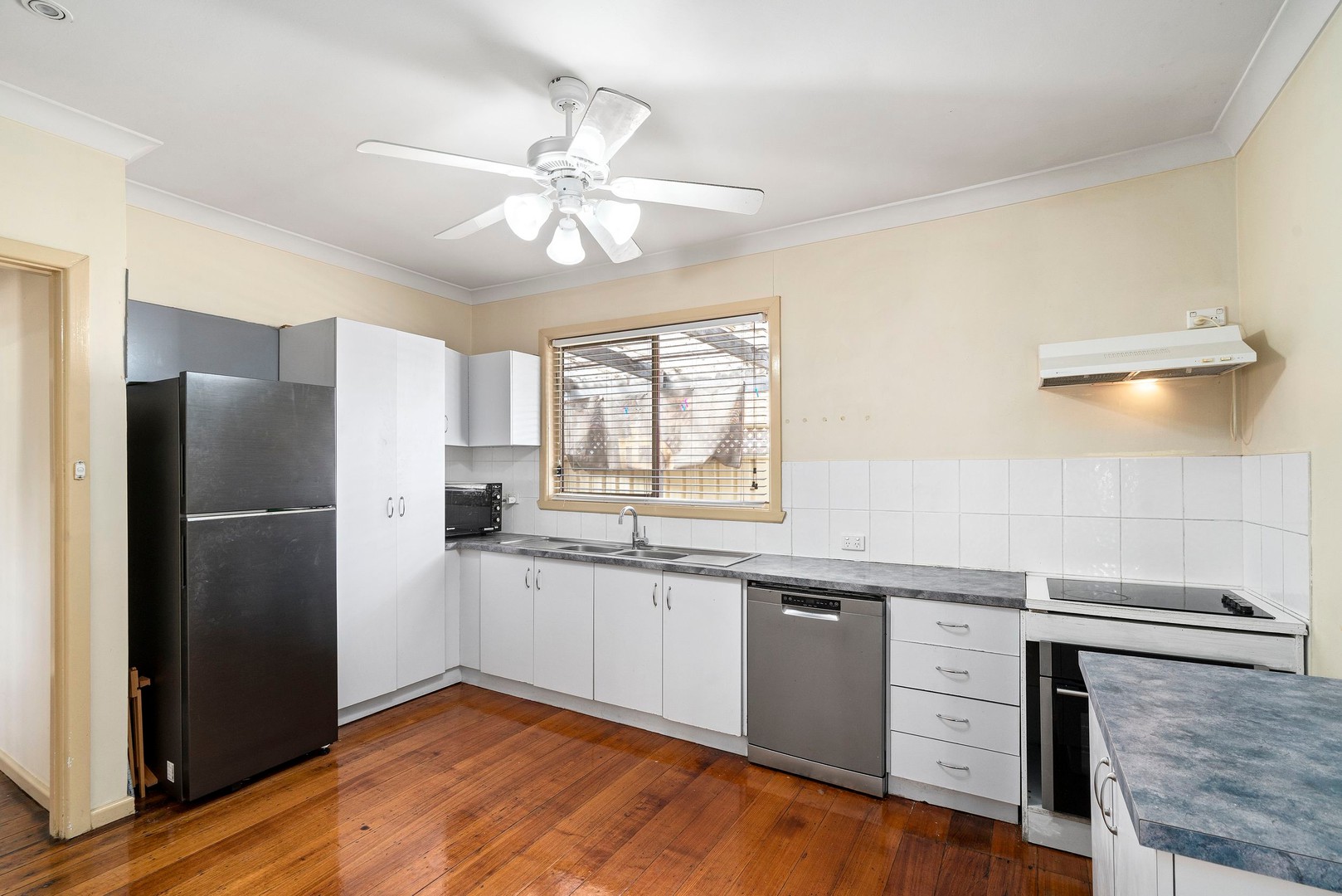 41 Ridley Avenue, Avondale Heights, VIC 3034, Avondale Heights - Thumbnail 5