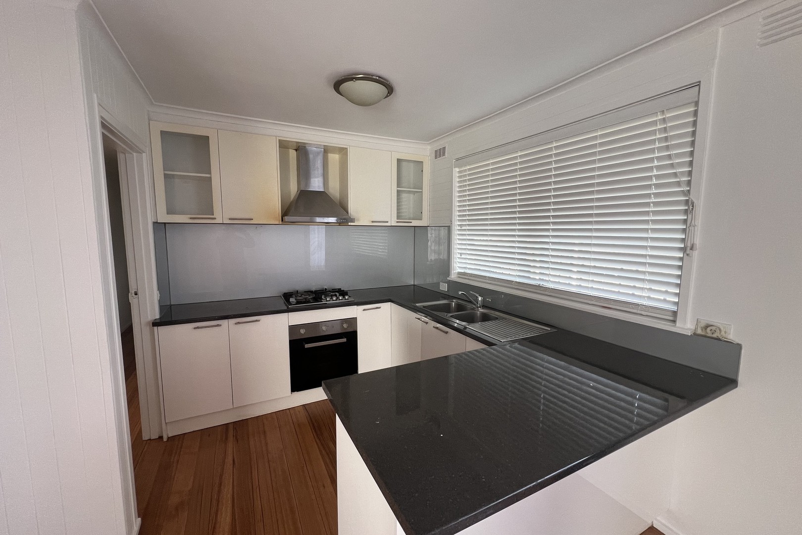 41 Rosslare Parade, St Albans, VIC 3021 - Thumbnail 1 - 07/07/2026