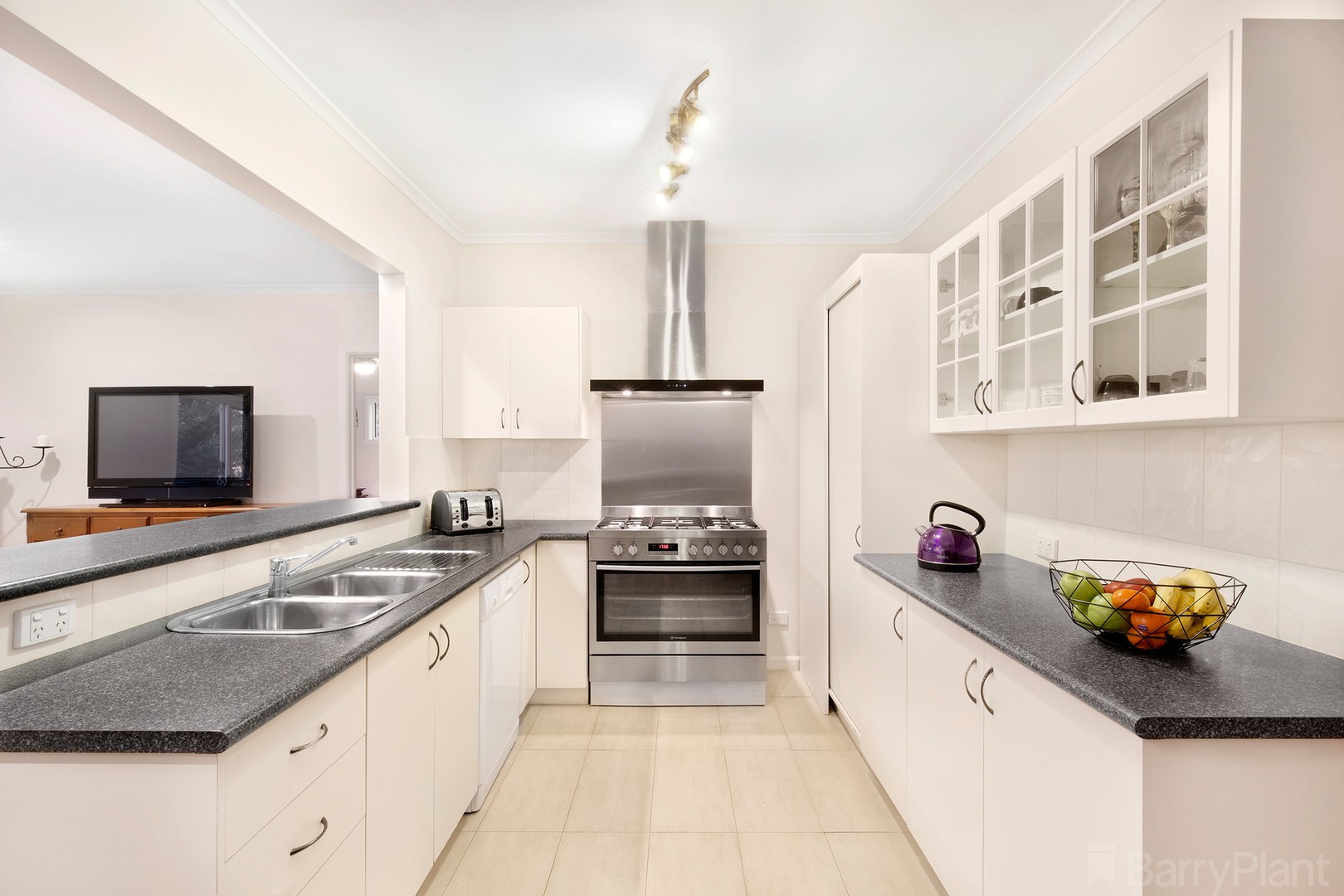 41 Royal Avenue, Heathmont, VIC 3135, Heathmont - Thumbnail 2