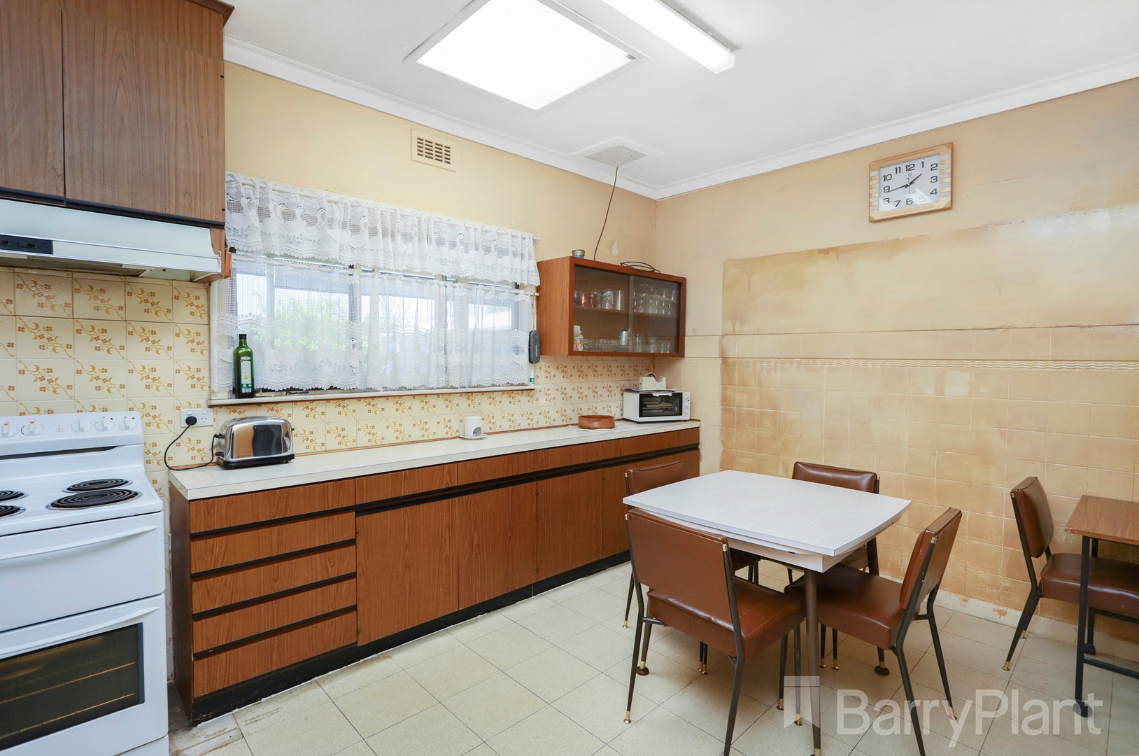 41 Sussex Street, Sunshine North, VIC 3020, Sunshine North - Thumbnail 2