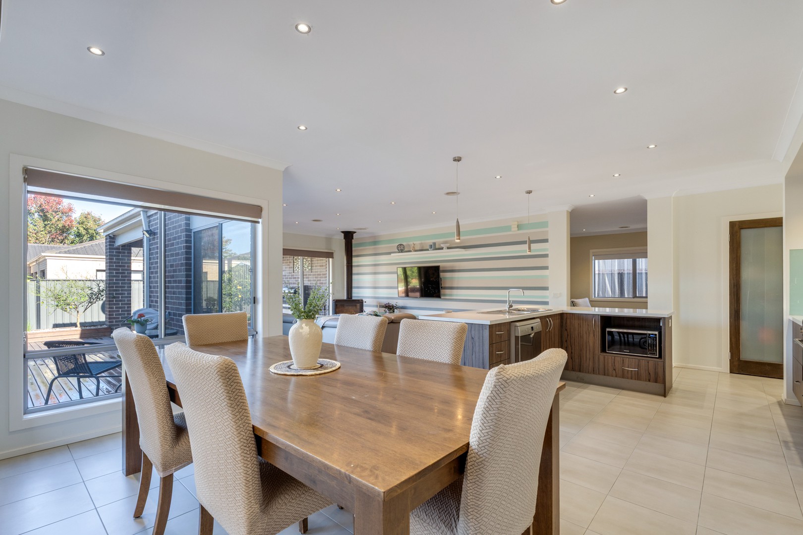 41 Thorngrove Avenue, Craigieburn, VIC 3064, Craigieburn - Thumbnail 5