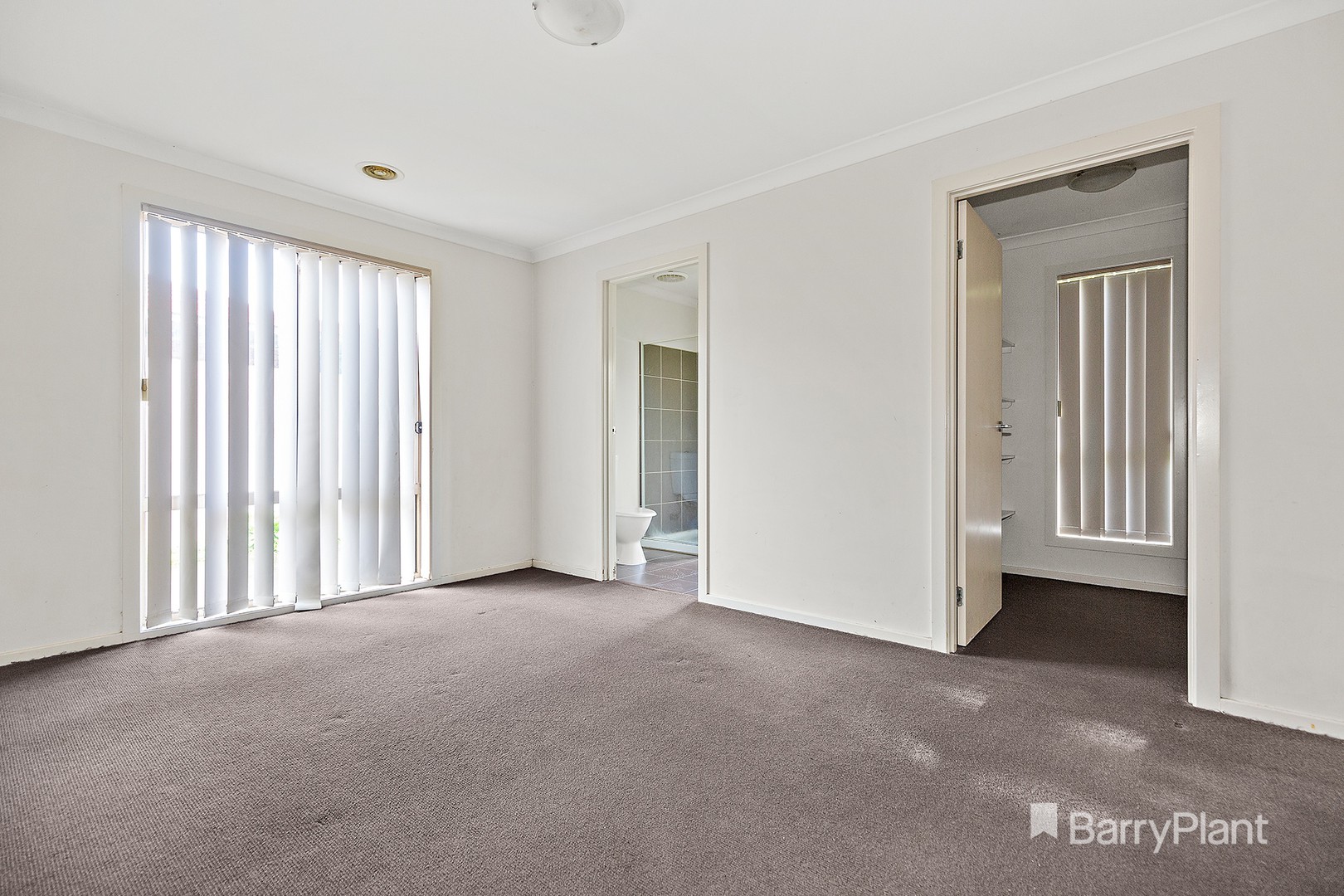41 Wakenshaw Crescent, Pakenham, VIC 3810, Pakenham - Thumbnail 3