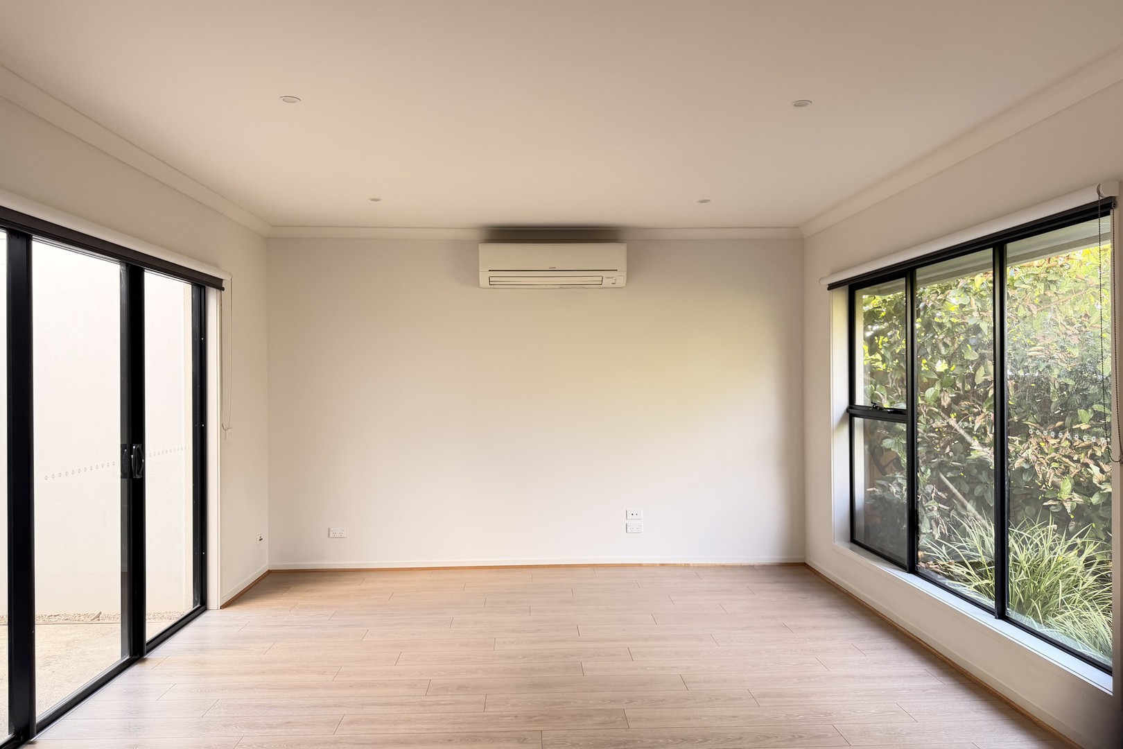 41 Woodcutters Grove, Epping, VIC 3076, Epping - Thumbnail 2