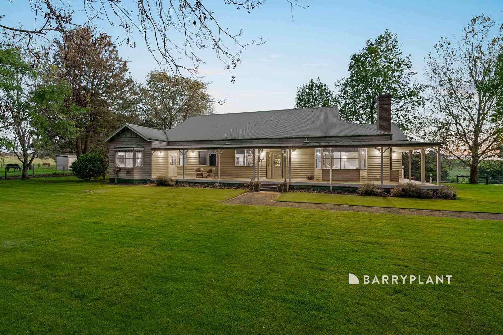 410 Old Sale Road, Drouin West, VIC 3818 - Thumbnail 2 - 28/10/2025