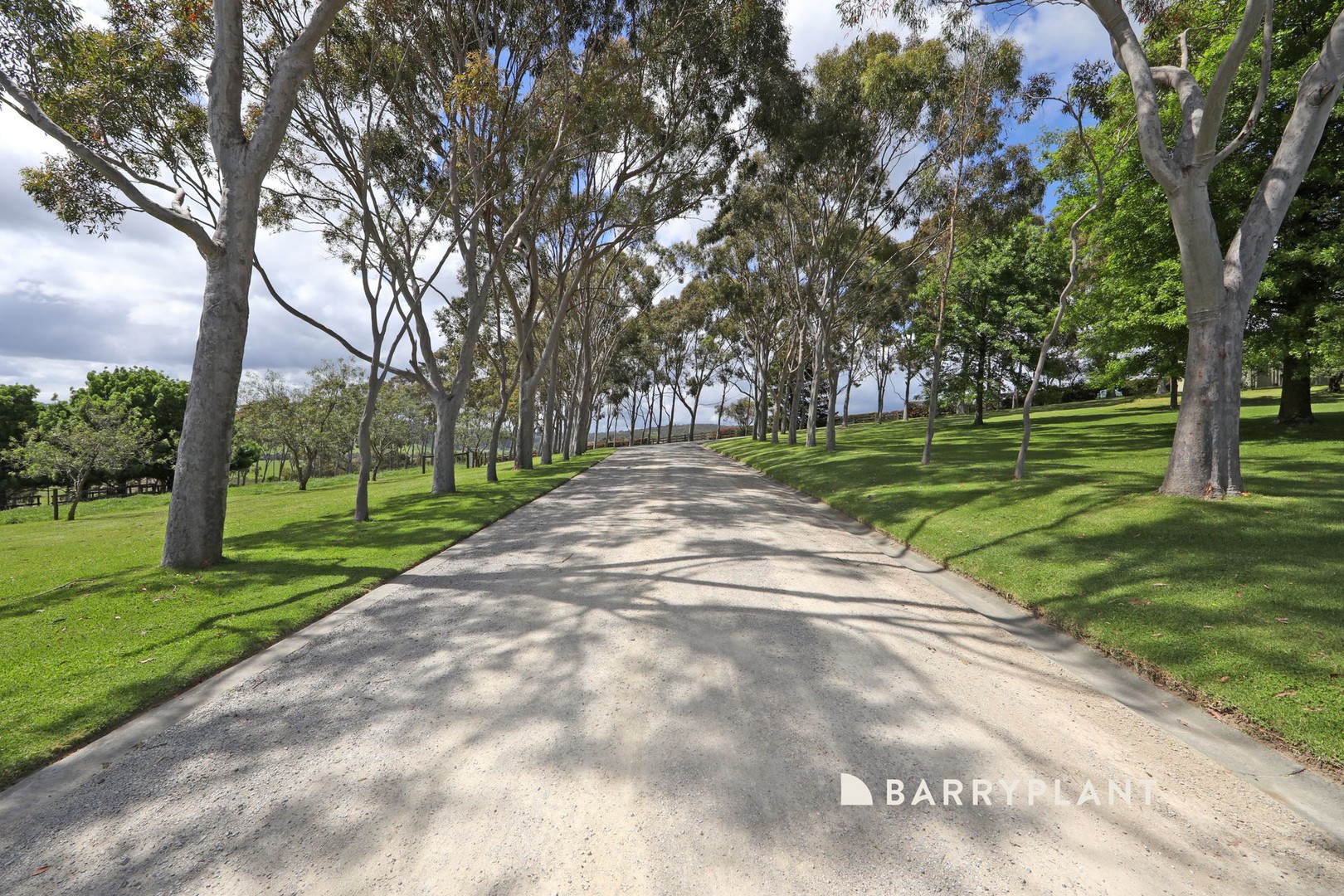 416 Lysterfield Road, Lysterfield, VIC 3156, Lysterfield - Thumbnail 3