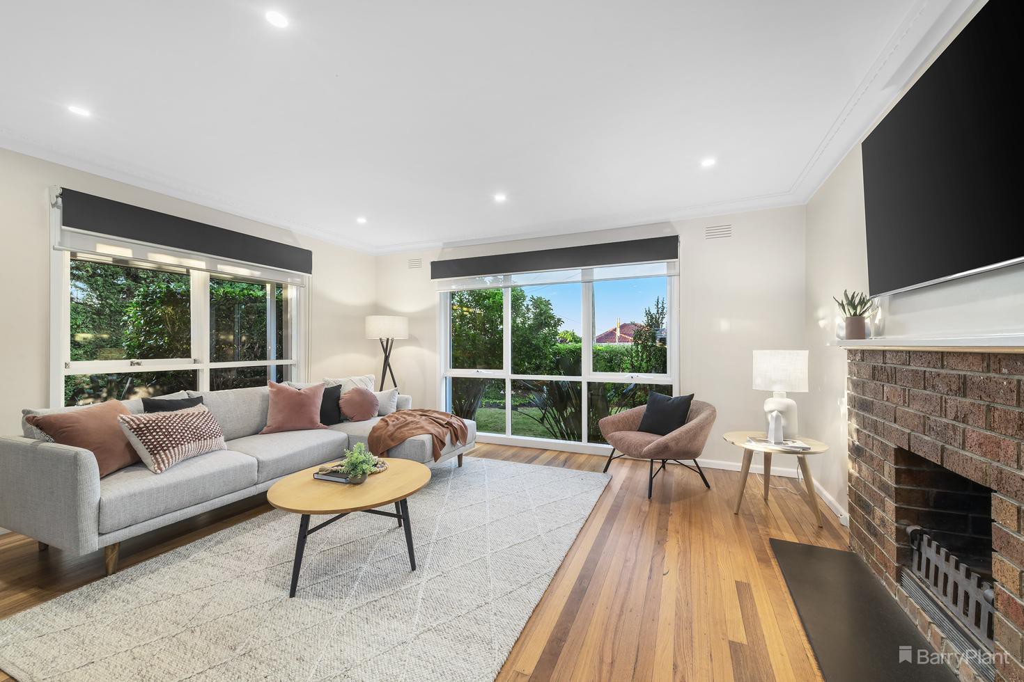 416 Springfield Road, Mitcham, VIC 3132, Mitcham - Thumbnail 2