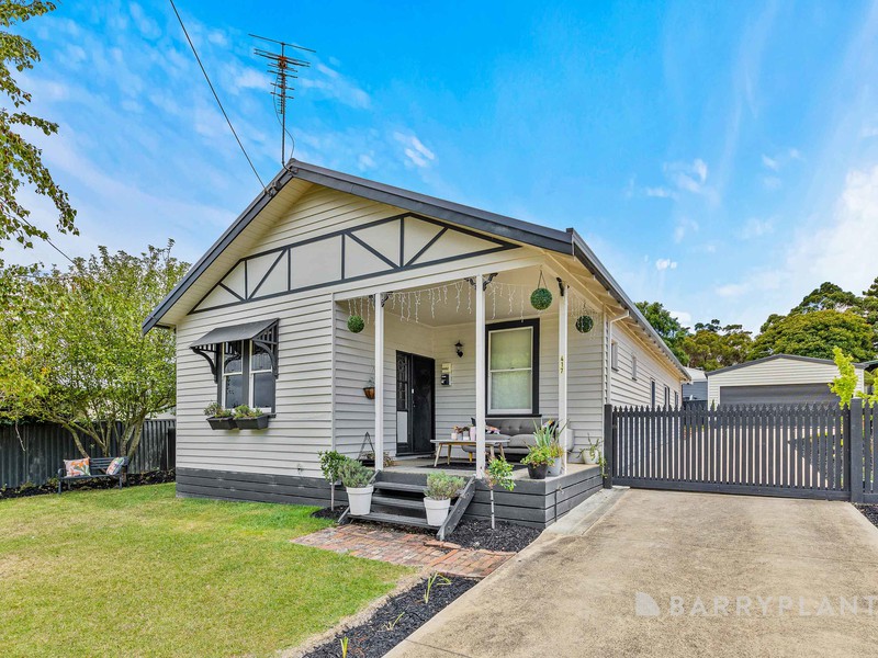 417 Humffray Street North, Brown Hill, VIC 3350 - Image - 06/07/2026