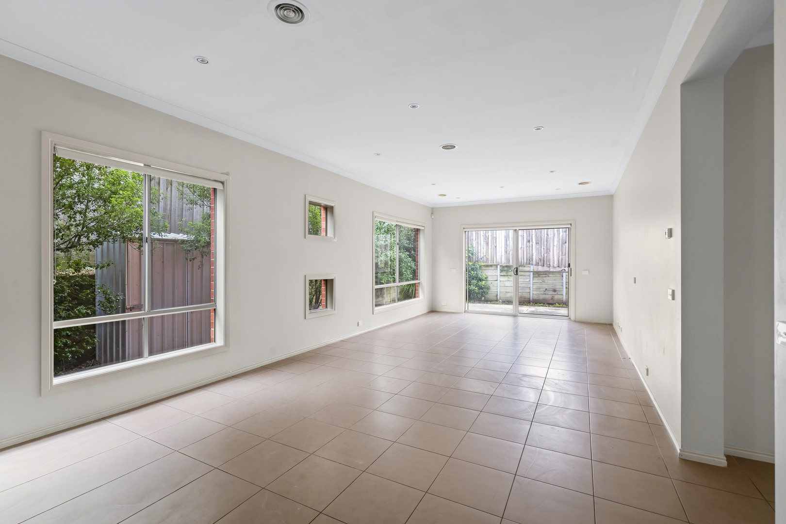 41A Finlayson Street, Doncaster, VIC 3108 - Thumbnail 2 - 07/02/2025