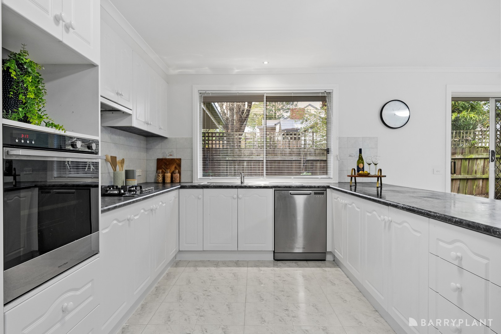 42 Alexandra Road, Ringwood East, VIC 3135, Ringwood East - Thumbnail 6
