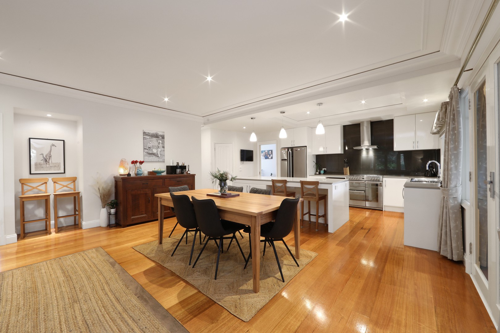 42 Armstrong Drive, Rowville, VIC 3178, Rowville - Thumbnail 3
