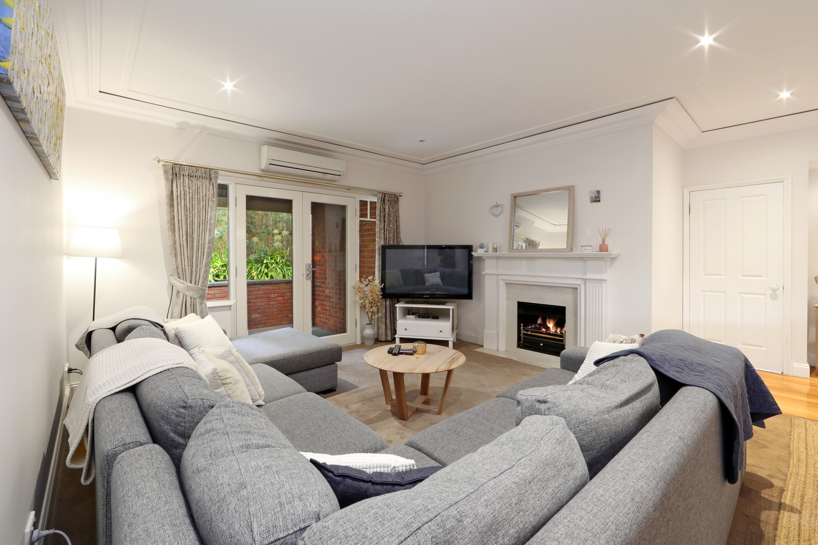42 Armstrong Drive, Rowville, VIC 3178, Rowville - Thumbnail 5