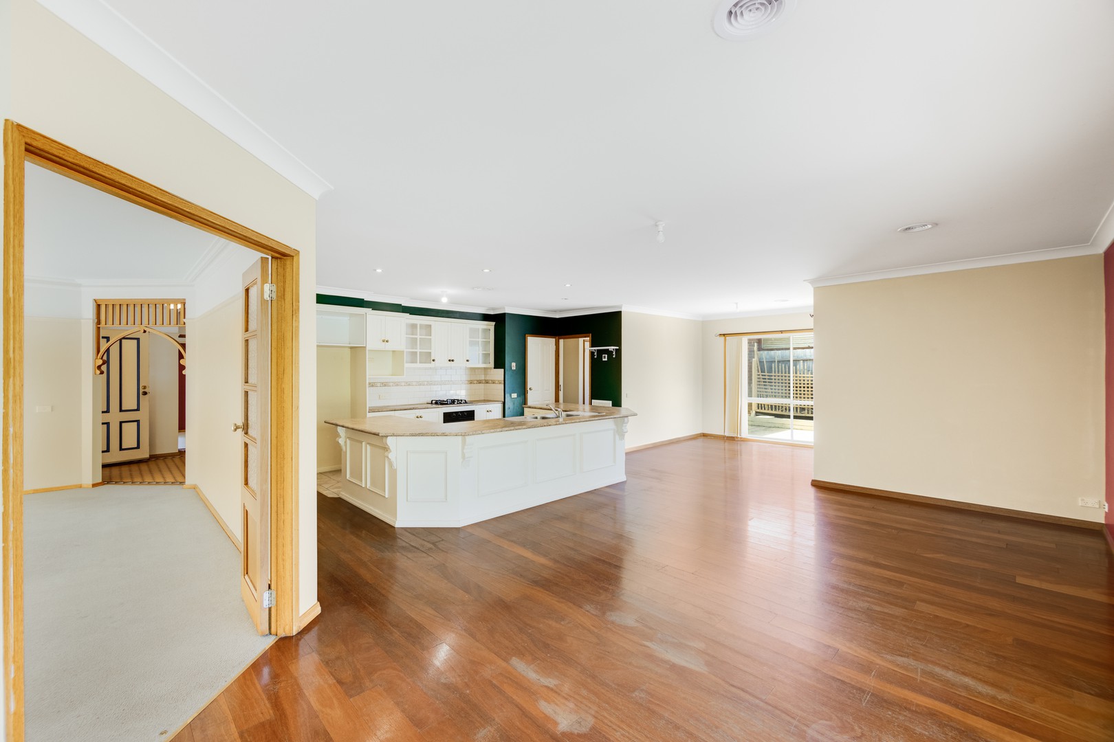 42 Augustine DriveHighton, VIC 3216, Highton - Thumbnail 5