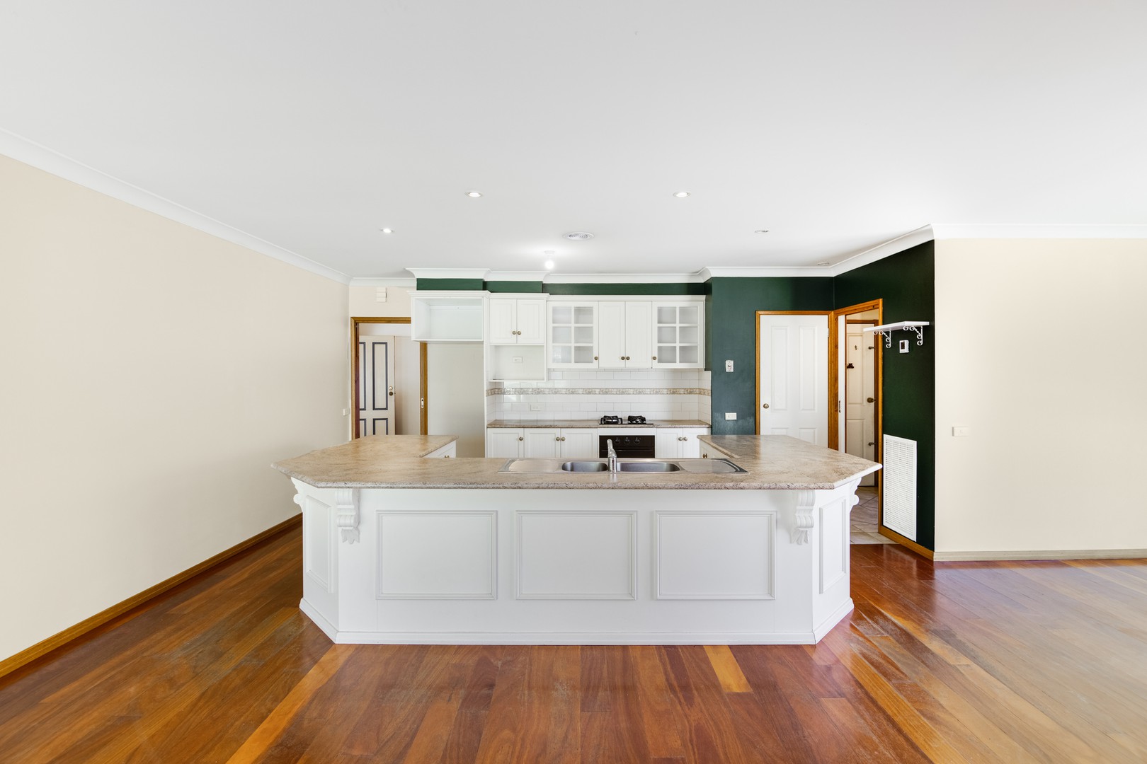 42 Augustine DriveHighton, VIC 3216, Highton - Thumbnail 7