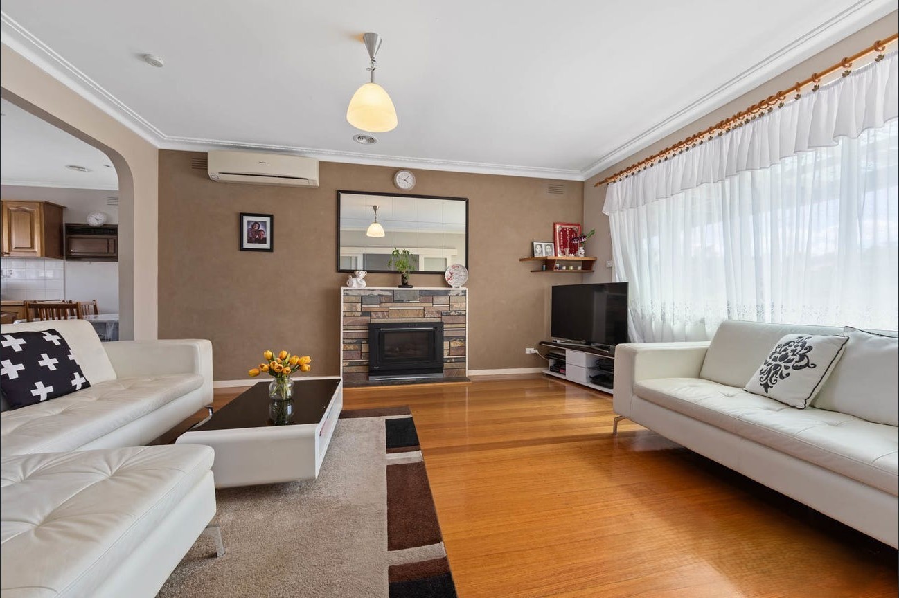 42 Avondale Avenue, St Albans, VIC 3021, St Albans - Thumbnail 2