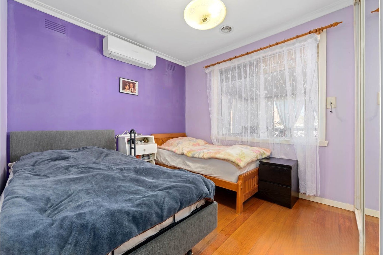 42 Avondale Avenue, St Albans, VIC 3021, St Albans - Thumbnail 3