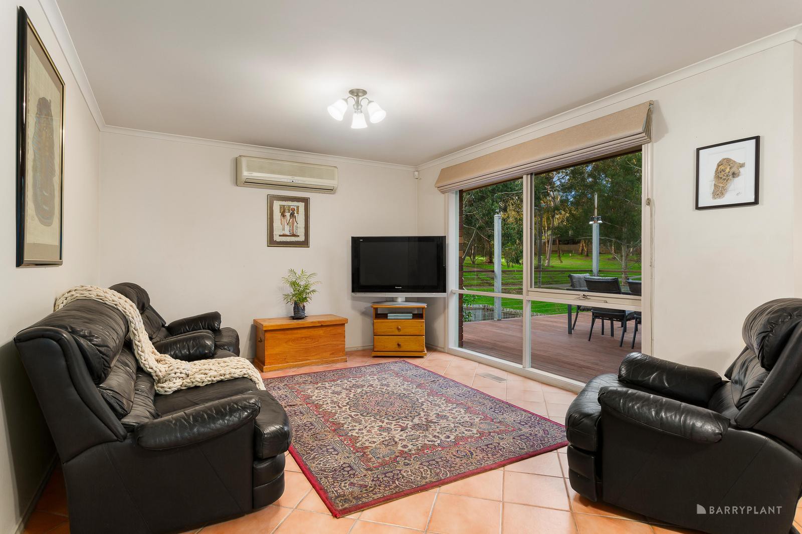 42 Bartram Rise, Viewbank, VIC 3084 - Thumbnail 2 - 19/06/2024