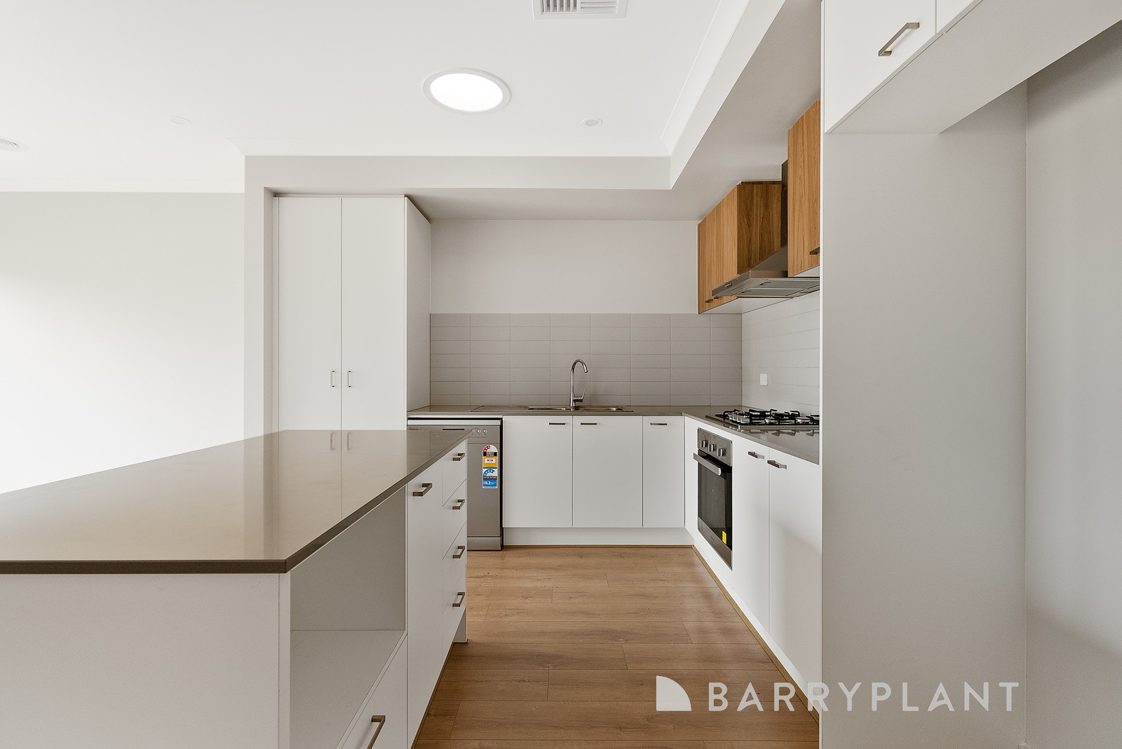 42 Baxterpark Drive, Thornhill Park, VIC 3335, Thornhill Park - Thumbnail 6