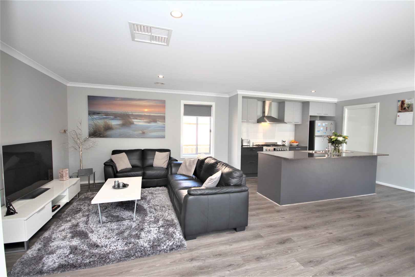 42 Bramley  Avenue, Charlemont, VIC 3217, Charlemont - Thumbnail 3