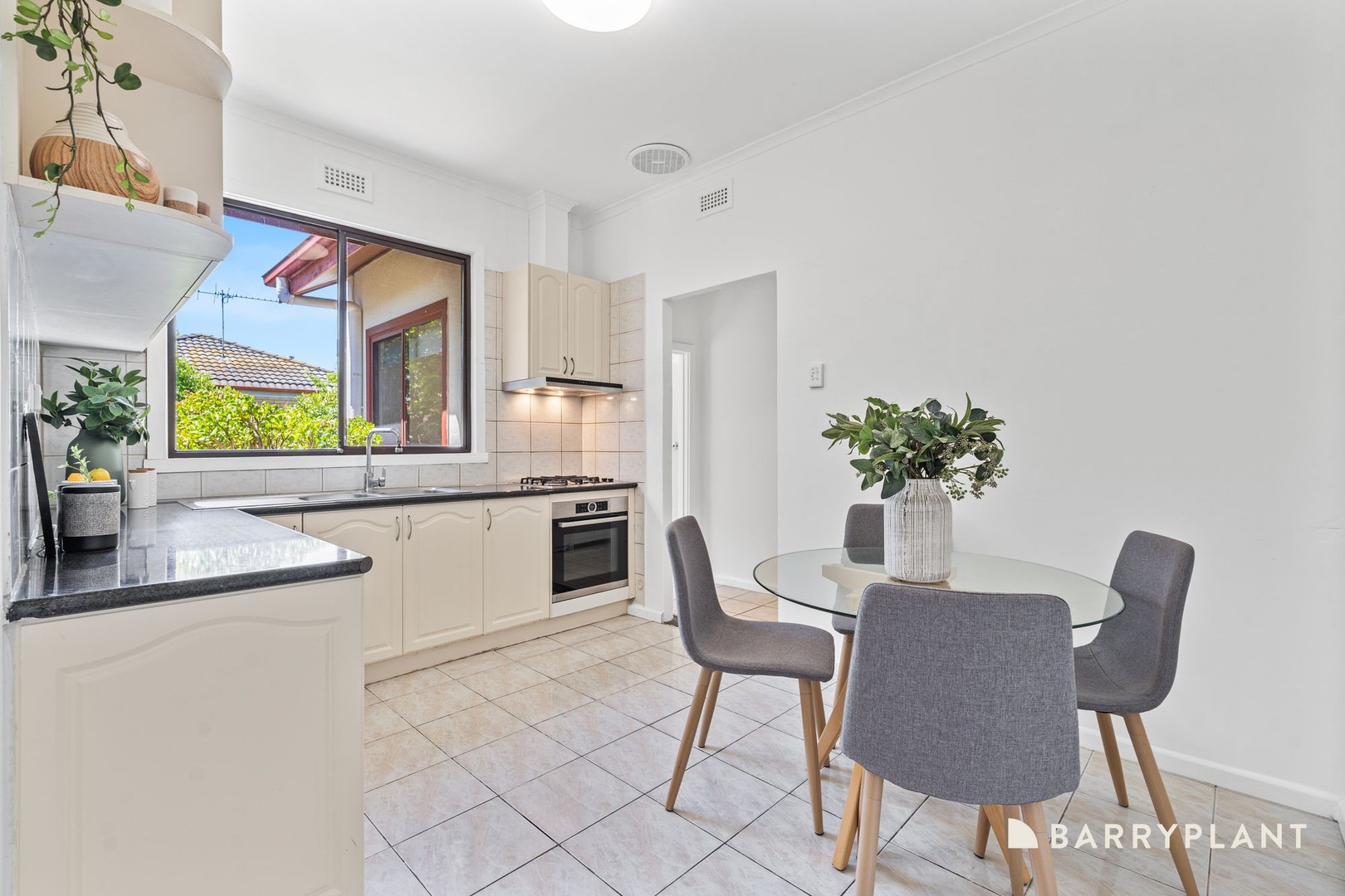 42 Cathcart Street, Maidstone, VIC 3012, Maidstone - Thumbnail 5
