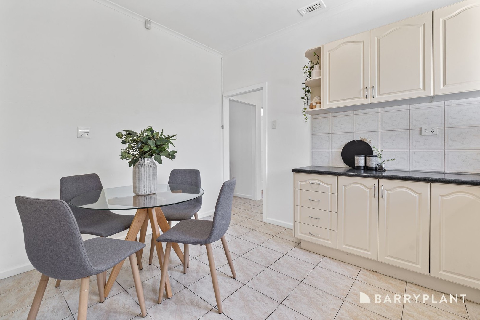 42 Cathcart Street, Maidstone, VIC 3012, Maidstone - Thumbnail 6