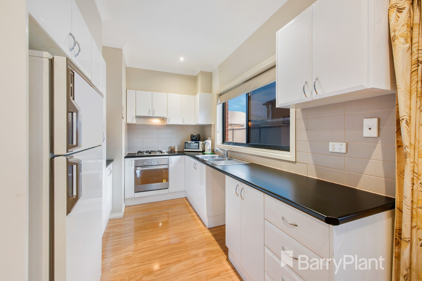 42 Christina Crescent, Kurunjang, VIC 3337, Kurunjang - Thumbnail 2