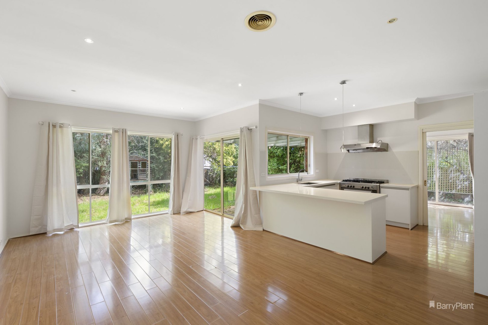 42 Clifton Street, Blackburn, VIC 3130, Blackburn - Thumbnail 2