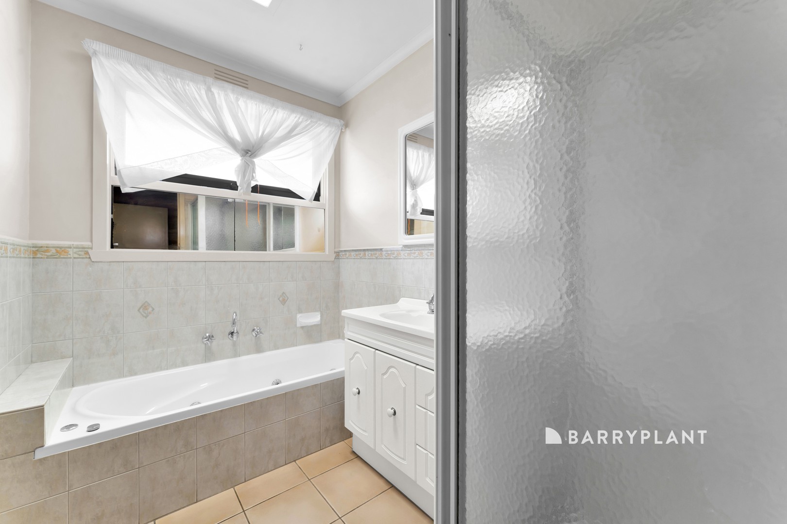 42 Cochrane Street, Cranbourne, VIC 3977 - Thumbnail 2 - 22/04/2026