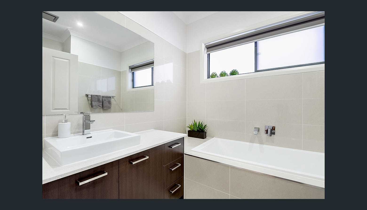 42 Cockatiel Circuit, Craigieburn, VIC 3064, Craigieburn - Thumbnail 3