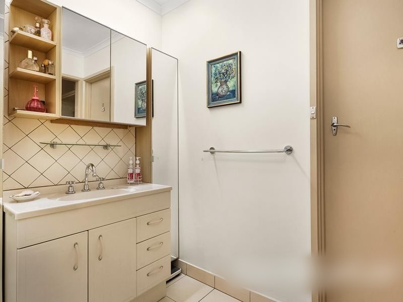 42 Corella Avenue, Melton, VIC 3337, Melton - Thumbnail 6