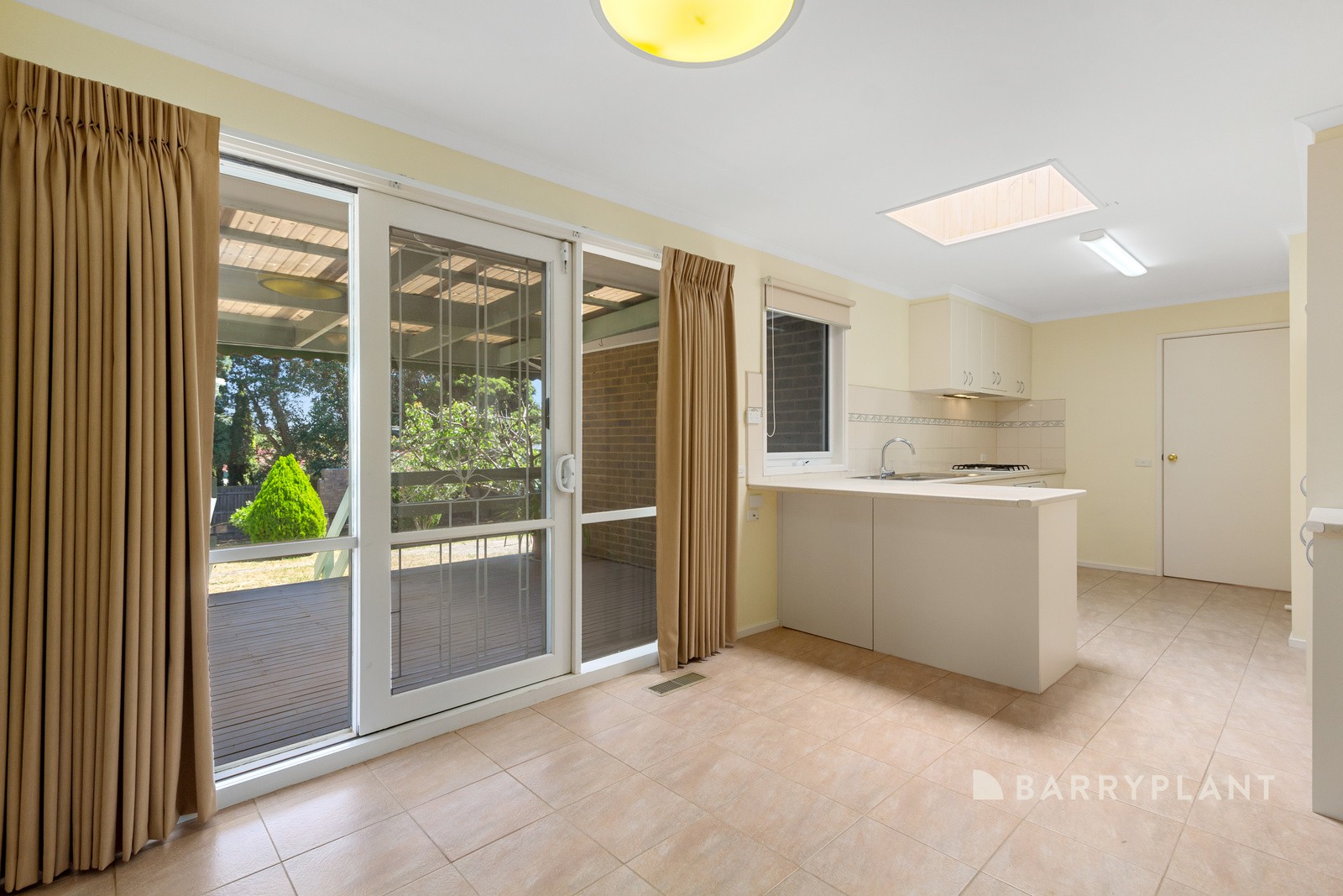 42 Cornelius Drive, Wantirna South, VIC 3152, Wantirna South - Thumbnail 3