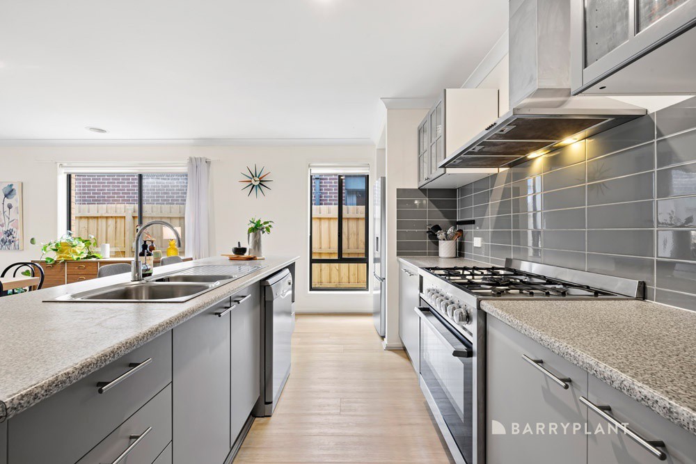 42 Dargo Crescent, Doreen, VIC 3754, Doreen - Thumbnail 3
